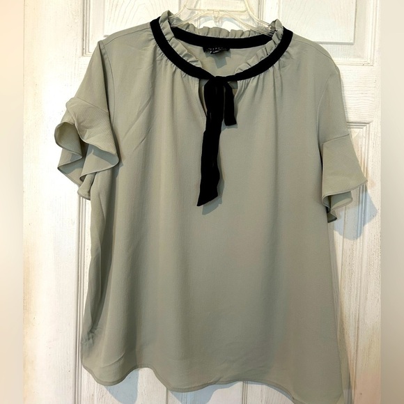 NWOT “MISIA” Gray Green with Black Contrast Tie Around Neckline. - Picture 1 of 8